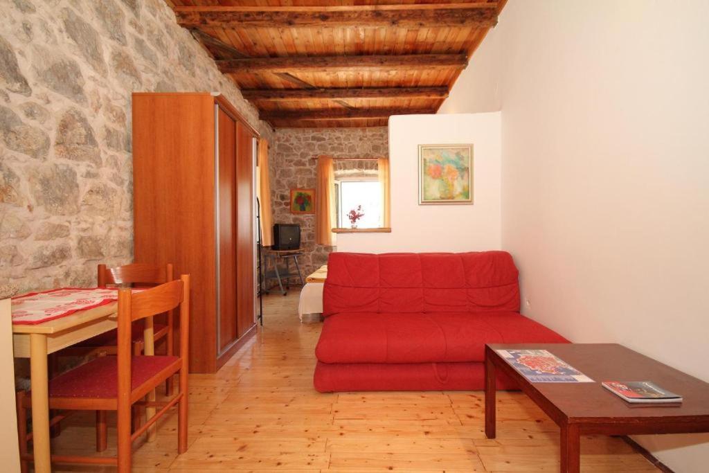 East West Apartment